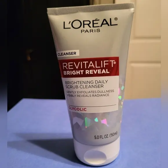 L'oréal Paris Glycolic Bright Daily Glowing Foam Cleanser