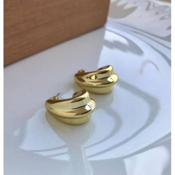 Statement earings