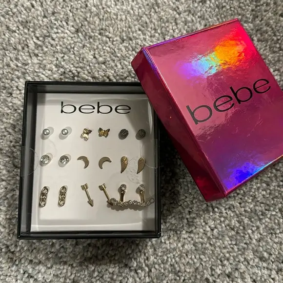 Bebe Set Earrings