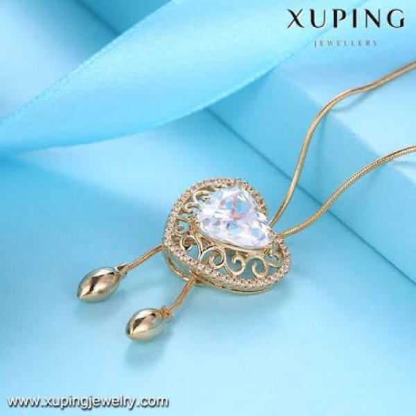 Xuping Statement Pendant