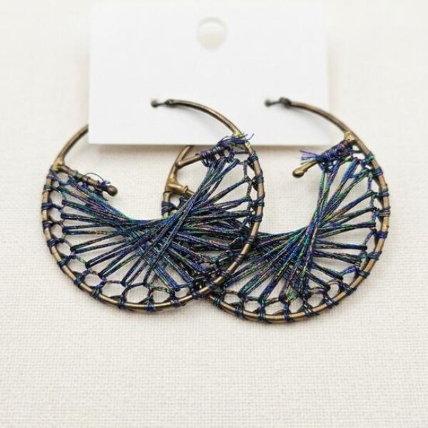 Wooven Earling