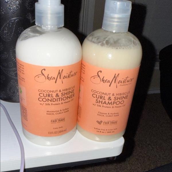 Shea Moisture Coconut &hibiscus Curl &shine Conditioner